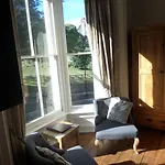 Broomfield House 4* Γουίτμπι