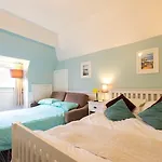 بيت ضيافة Broomfield House ويتبي