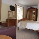 Broomfield House بيت ضيافة ويتبي