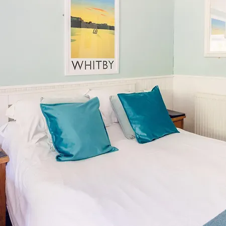 Broomfield House 4* Whitby