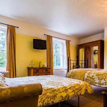 Broomfield House Guest house