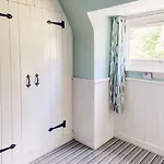 Broomfield House 4*