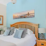 Broomfield House 게스트하우스