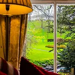Broomfield House 게스트하우스 휫비